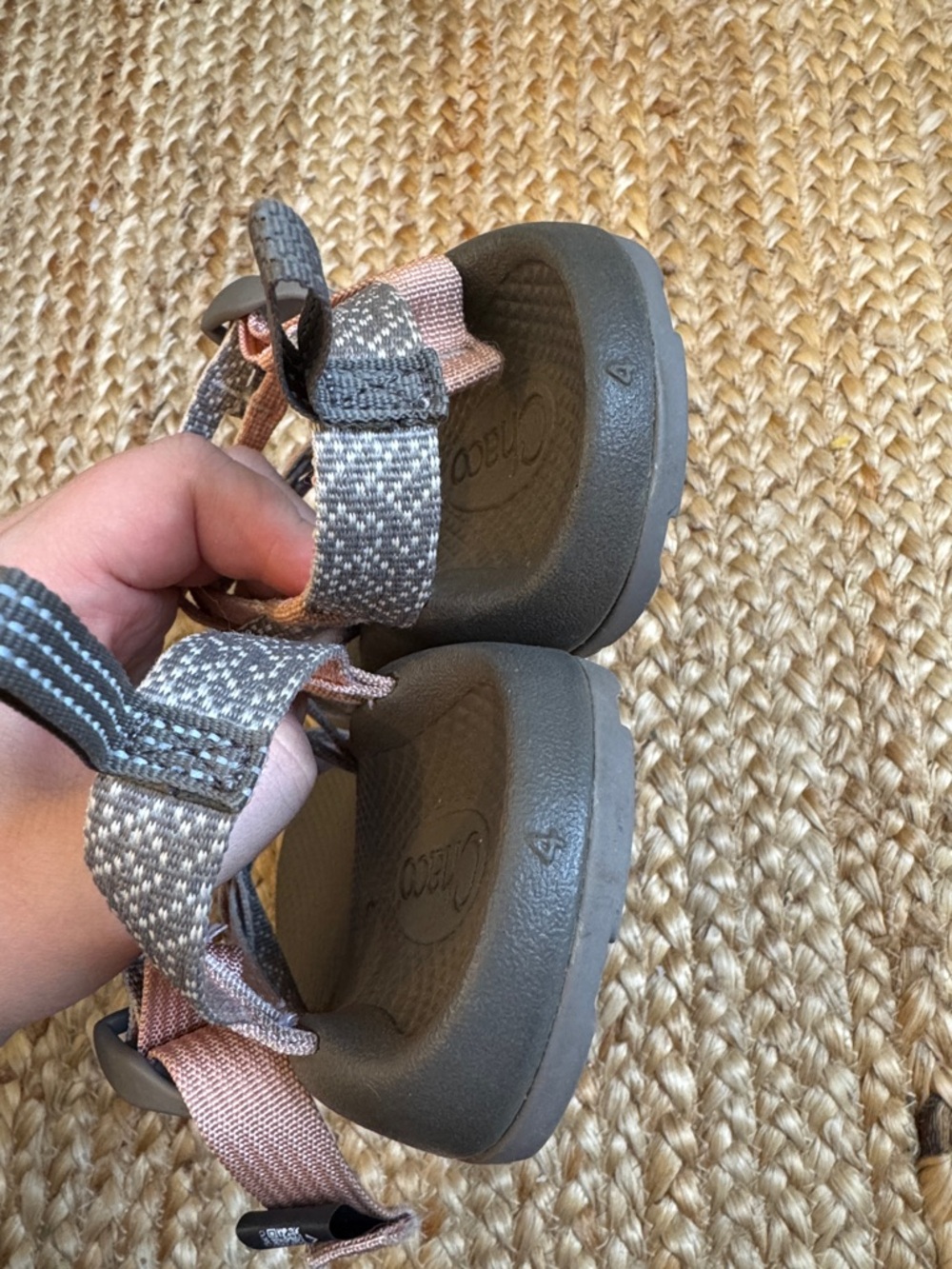 Chacos 4 kids Gray Sport Sandals with Pink Straps - Picture 4 of 7